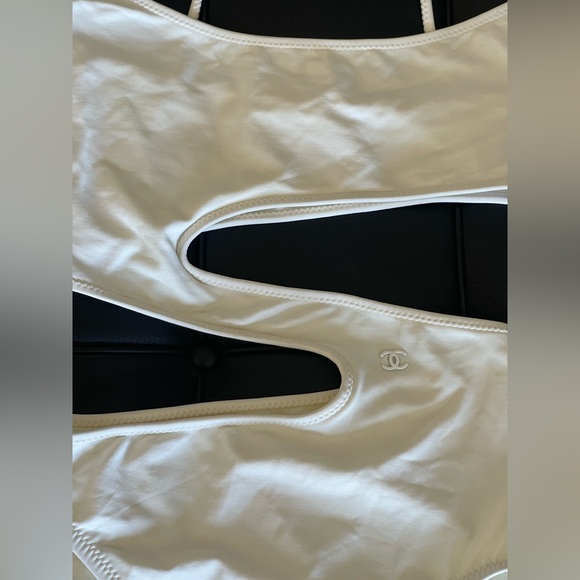 VINTAGE CHANEL WHITE LOGO SWIMSUIT💝HP - Picture 14 of 14